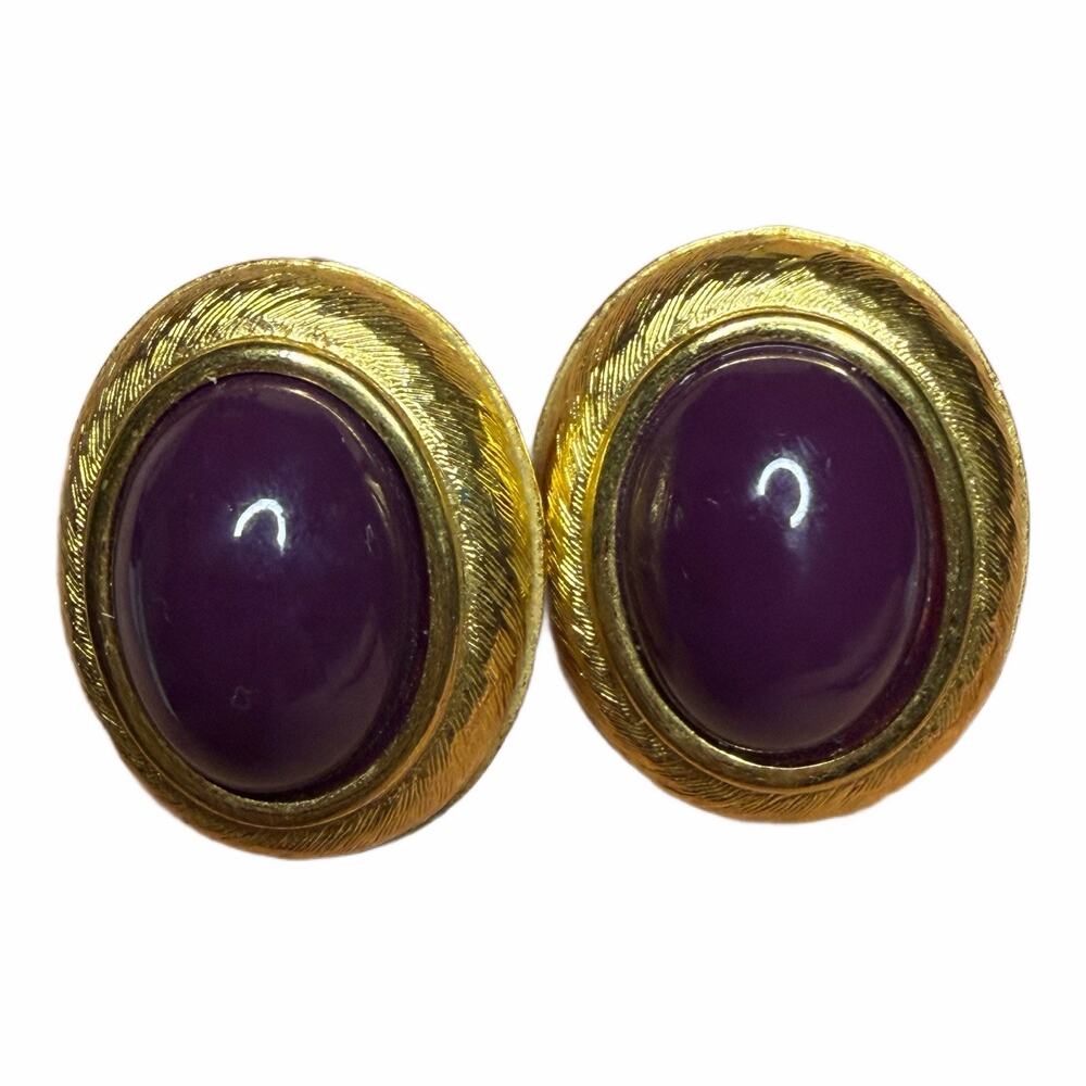 Signed Napier Vintage Purple Cabochon Gold Tone Texture Clip-On Earrings